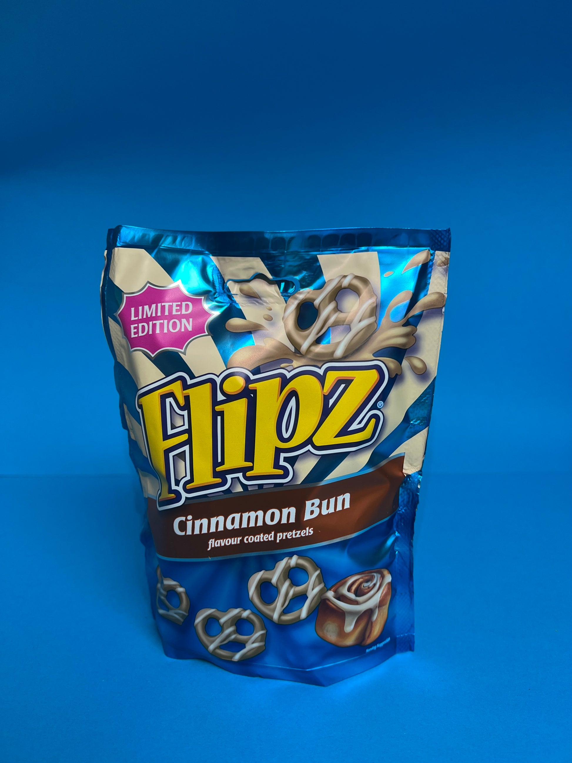 Flipz Cinnamon Bun 90g - Memo's Candy World GmbH